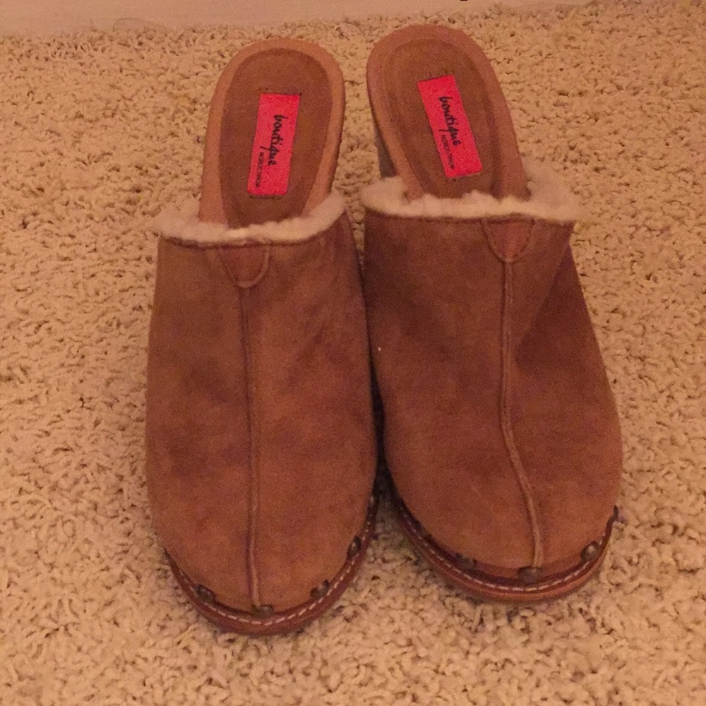 cute leather clogs